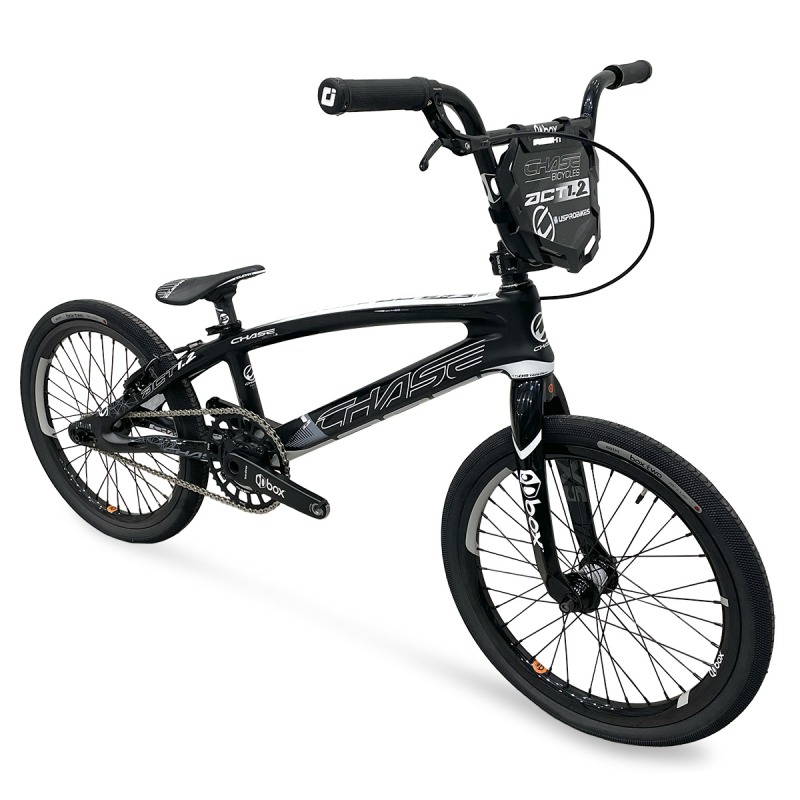 CHASE ACT 1.2 NEGRO/BLANCO PRO XL PERSONALIZADO