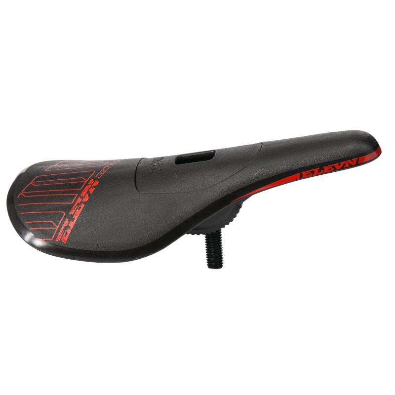 ELEVN expert pivotal seat